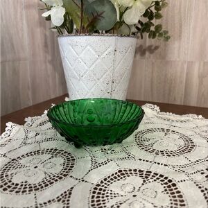 Anchor Hocking Emerald Green Footed Bowl Vintage Burple Berry Pattern